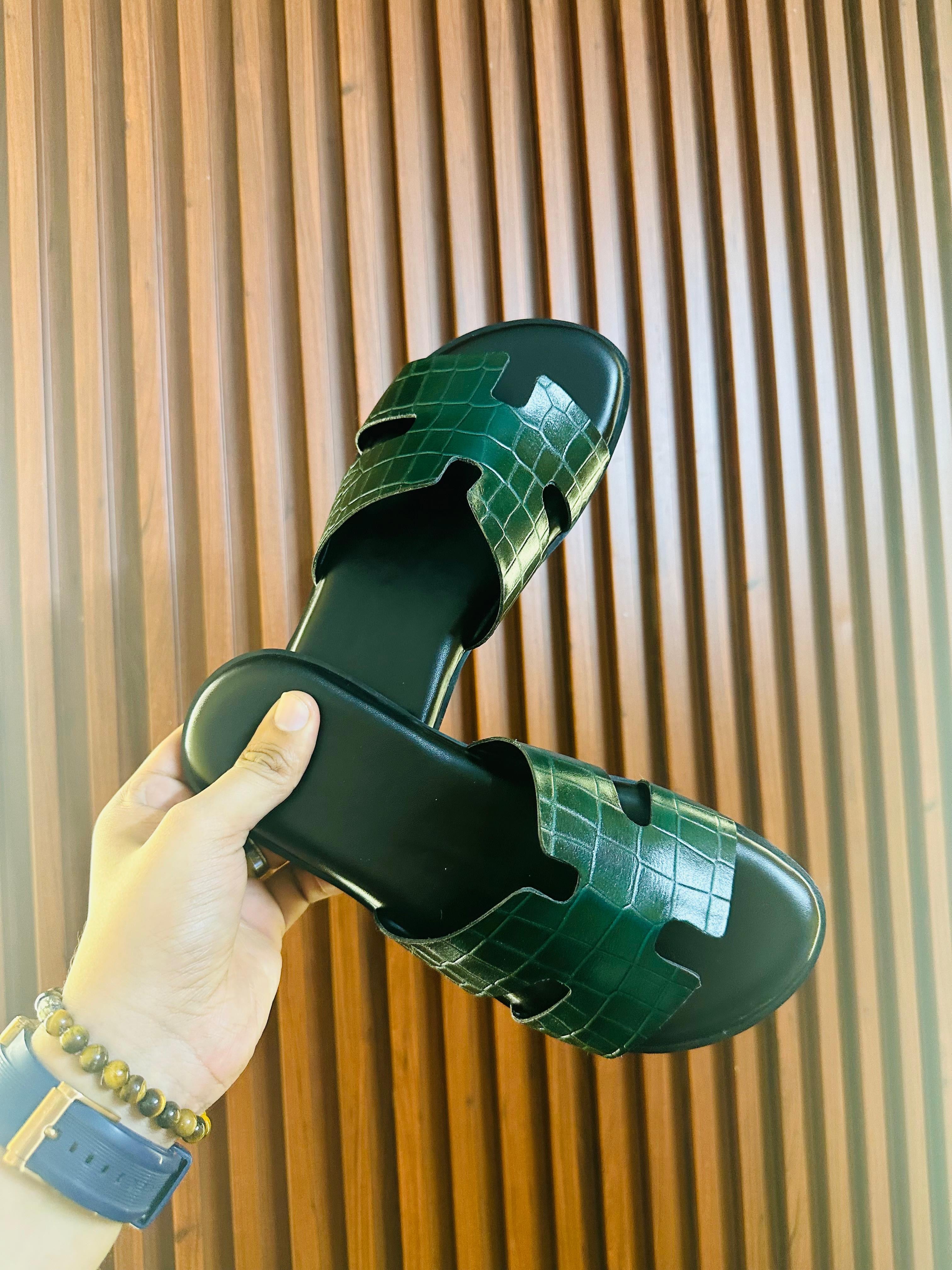 YQ LEATHER CUSTOMISE GREEN CROCO COMFORTO SLIPPERS