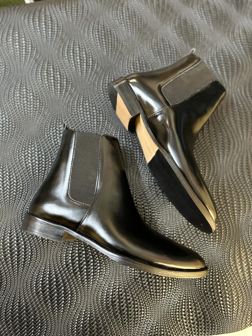 LEATHER CALF CHELSEA BOOTS