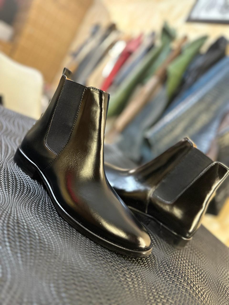LEATHER CALF CHELSEA BOOTS